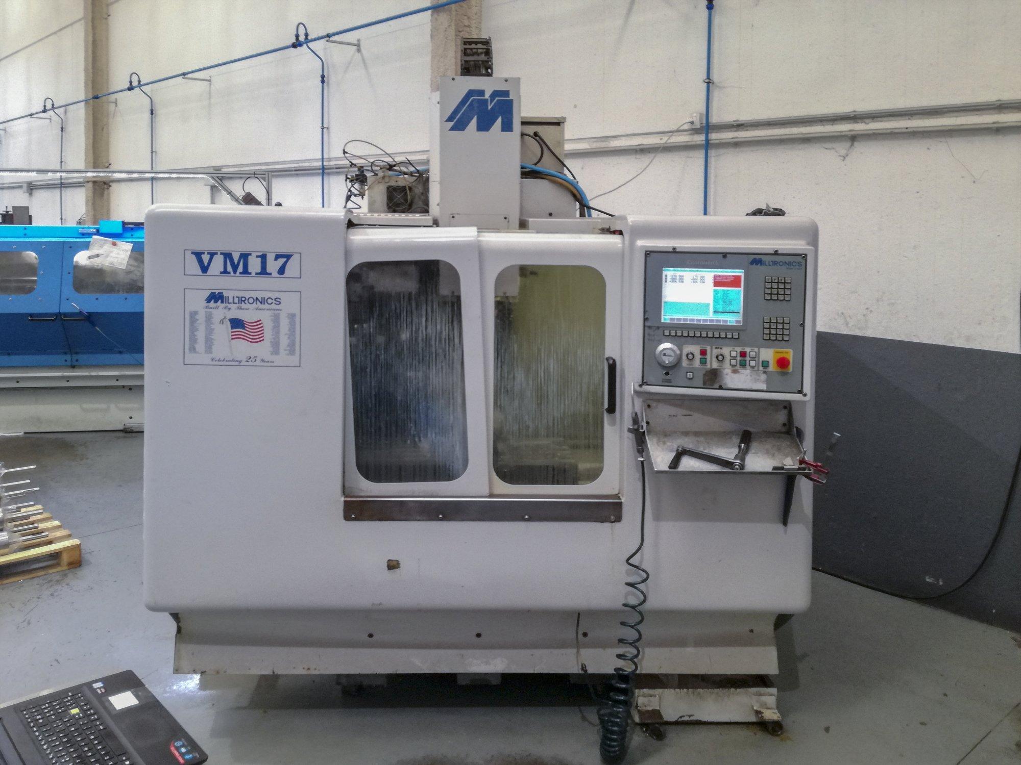 Frontansicht der MILLTRONICS VM 17 Maschine