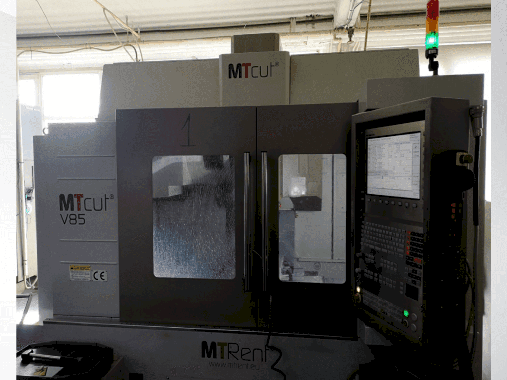 Frontansicht der MTcut V85  Maschine