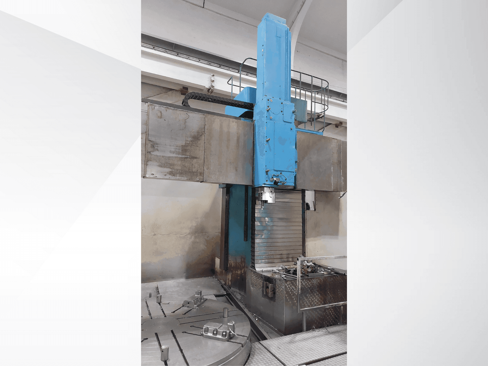 Frontansicht der CKD SKJ 25/50 CNC  Maschine