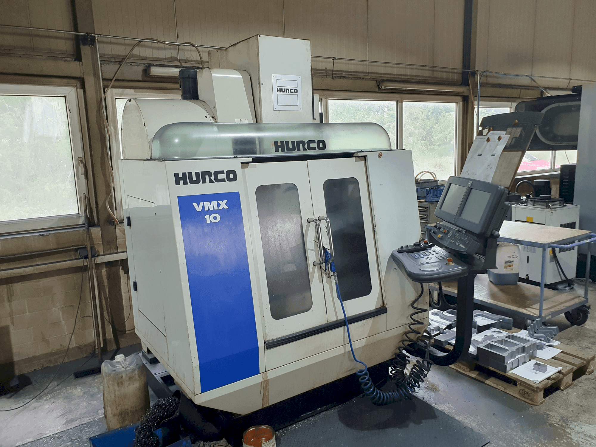 Frontansicht der Hurco VMX10 (2011)  Maschine