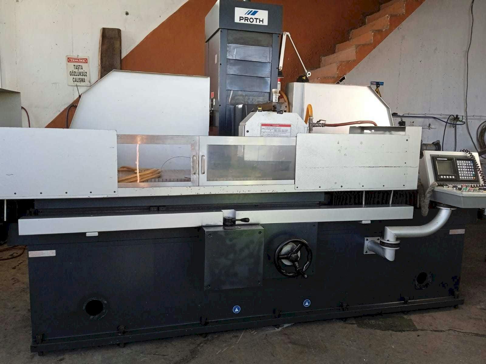 Frontansicht der Proth PSGC-50100 AHR  Maschine