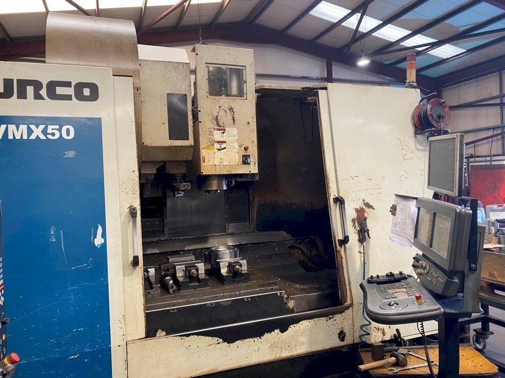 Frontansicht der Hurco VMX 50/50T  Maschine