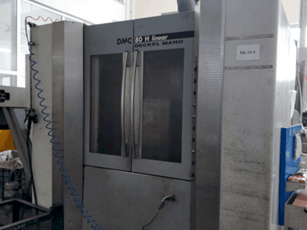 Frontansicht der DECKEL MAHO DMC 80 H linear  Maschine