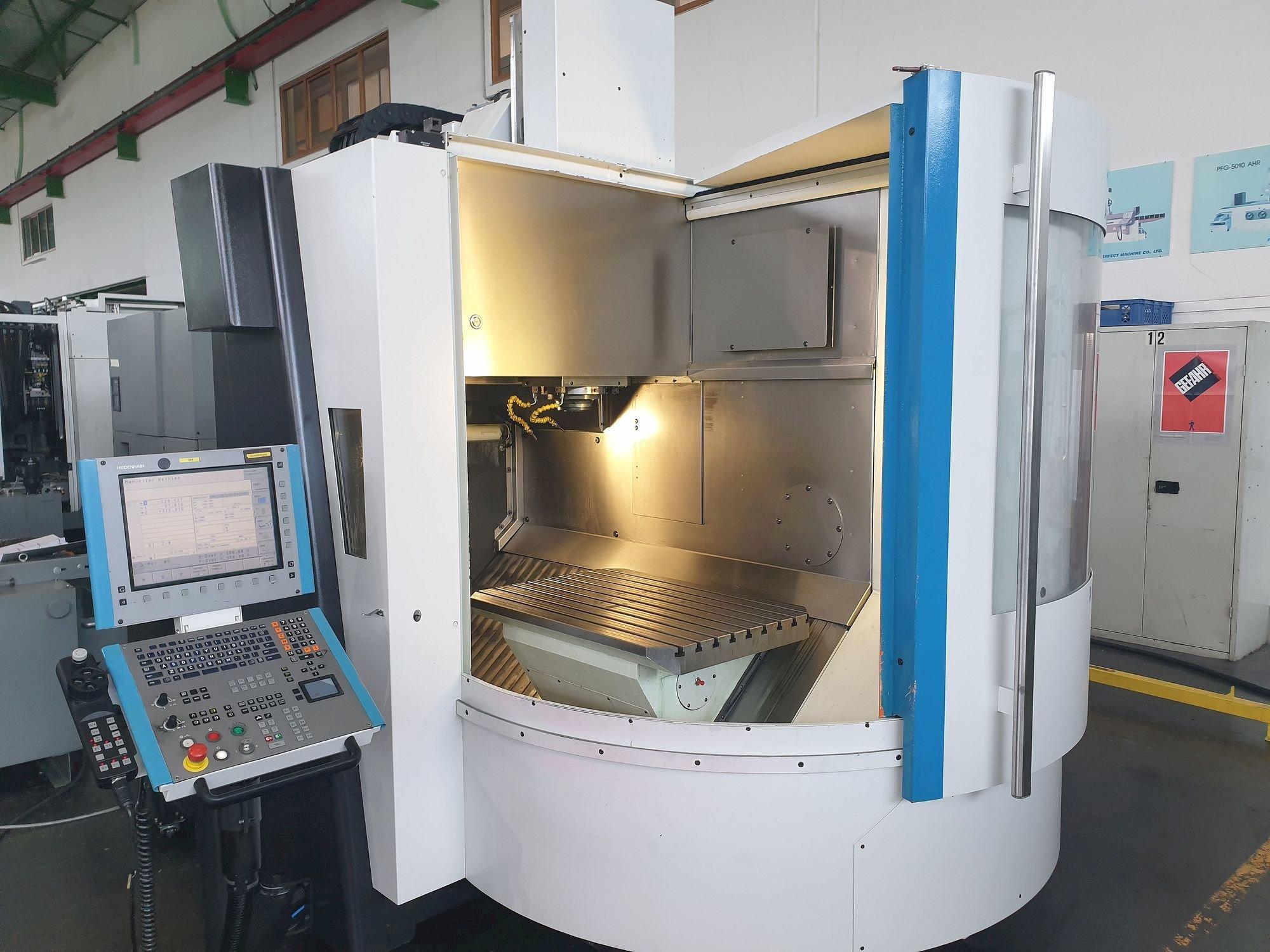 Frontansicht der MIKRON HSM 800  Maschine