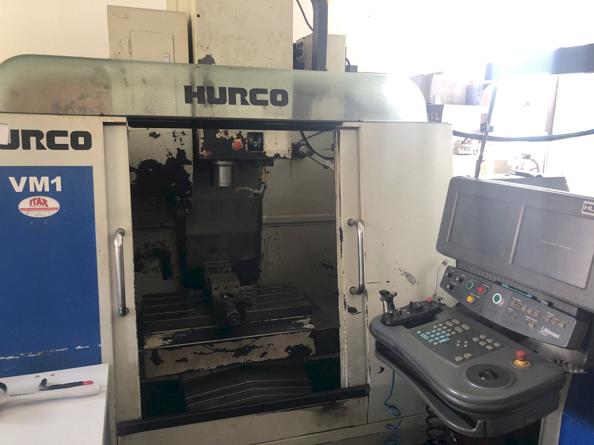 Frontansicht der Hurco VM 1  Maschine