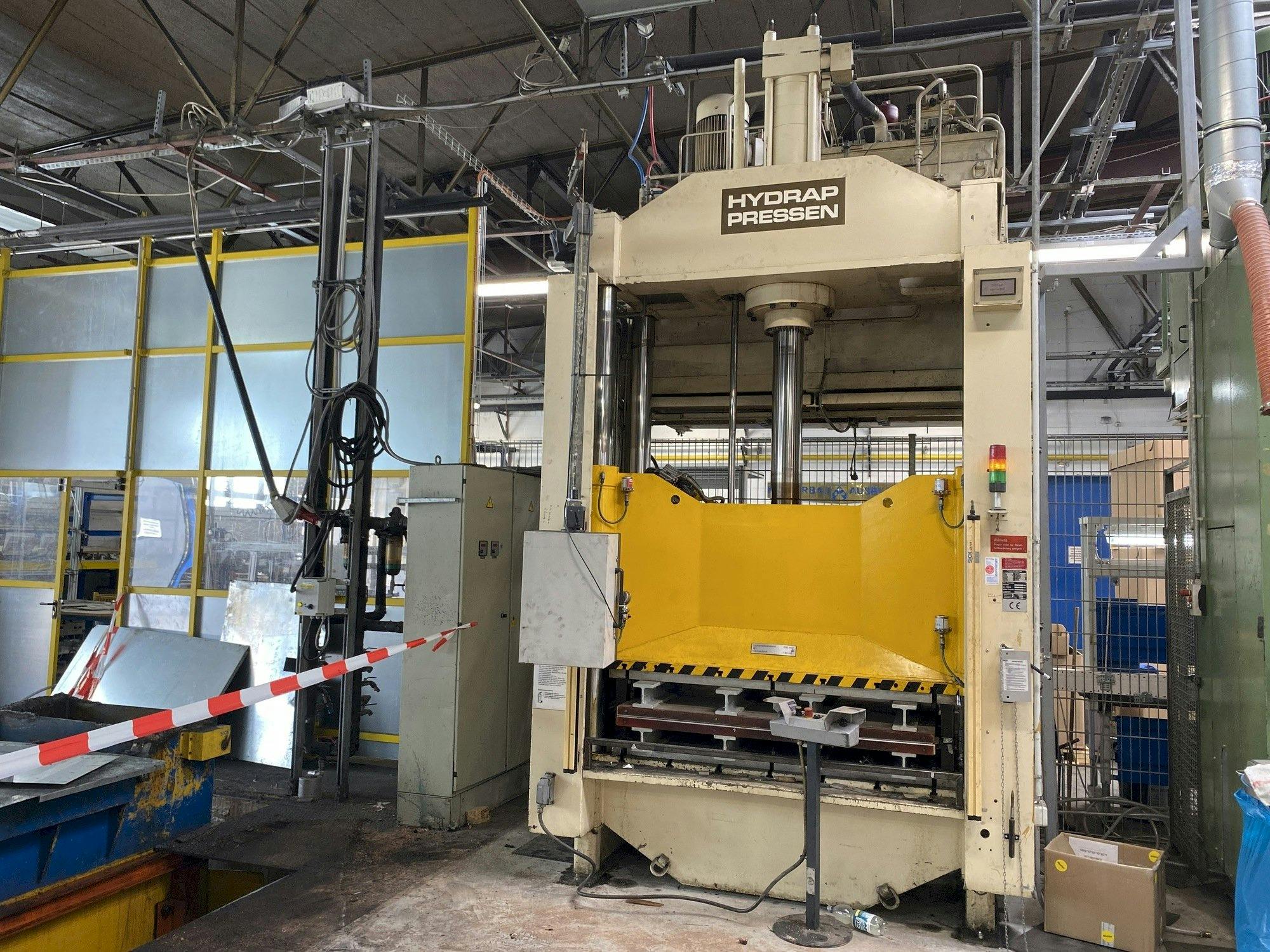 Frontansicht der HYDRAP HPD-S 63  Maschine