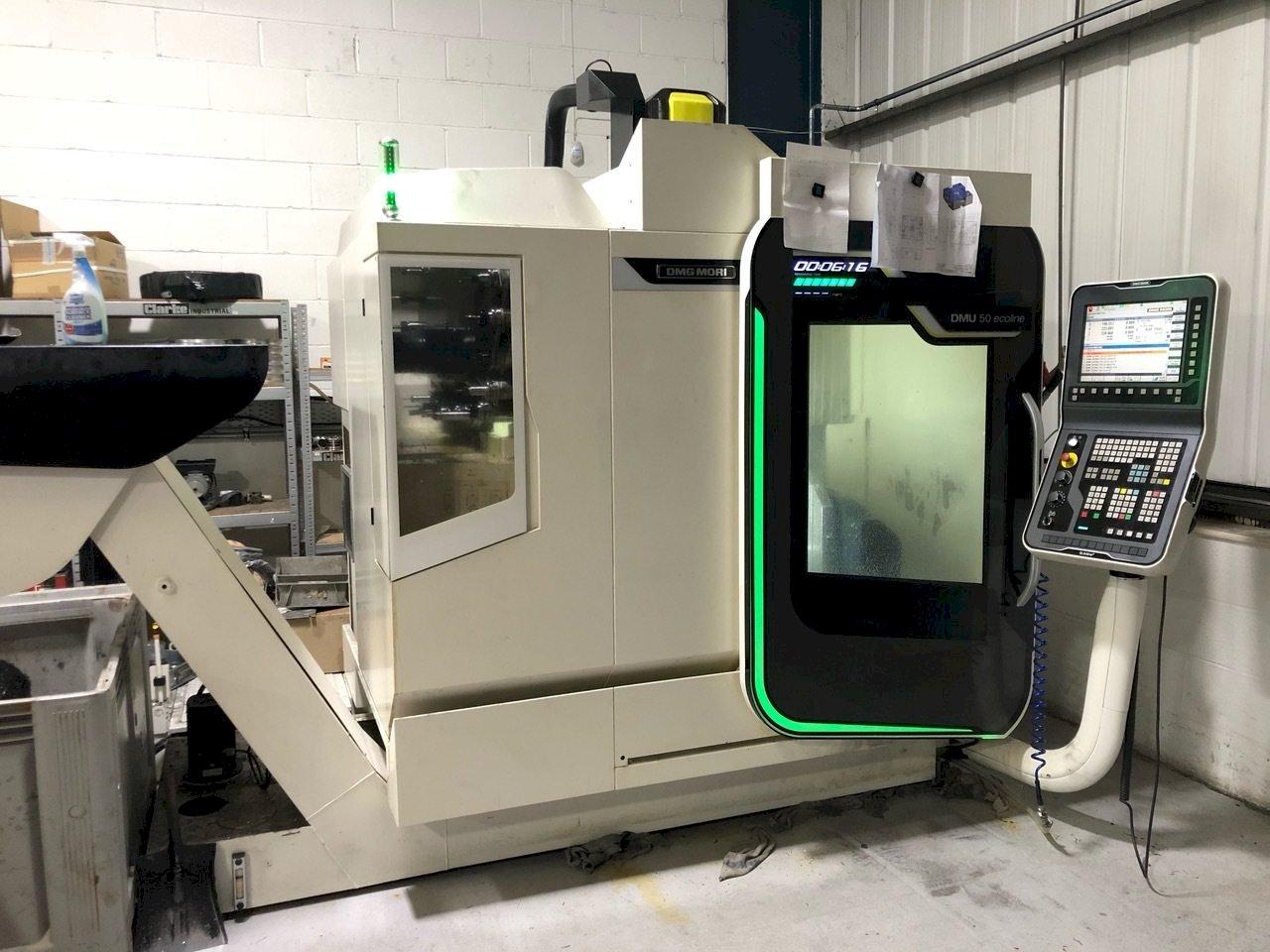 Frontansicht der DMG MORI DMU 50 ecoline  Maschine