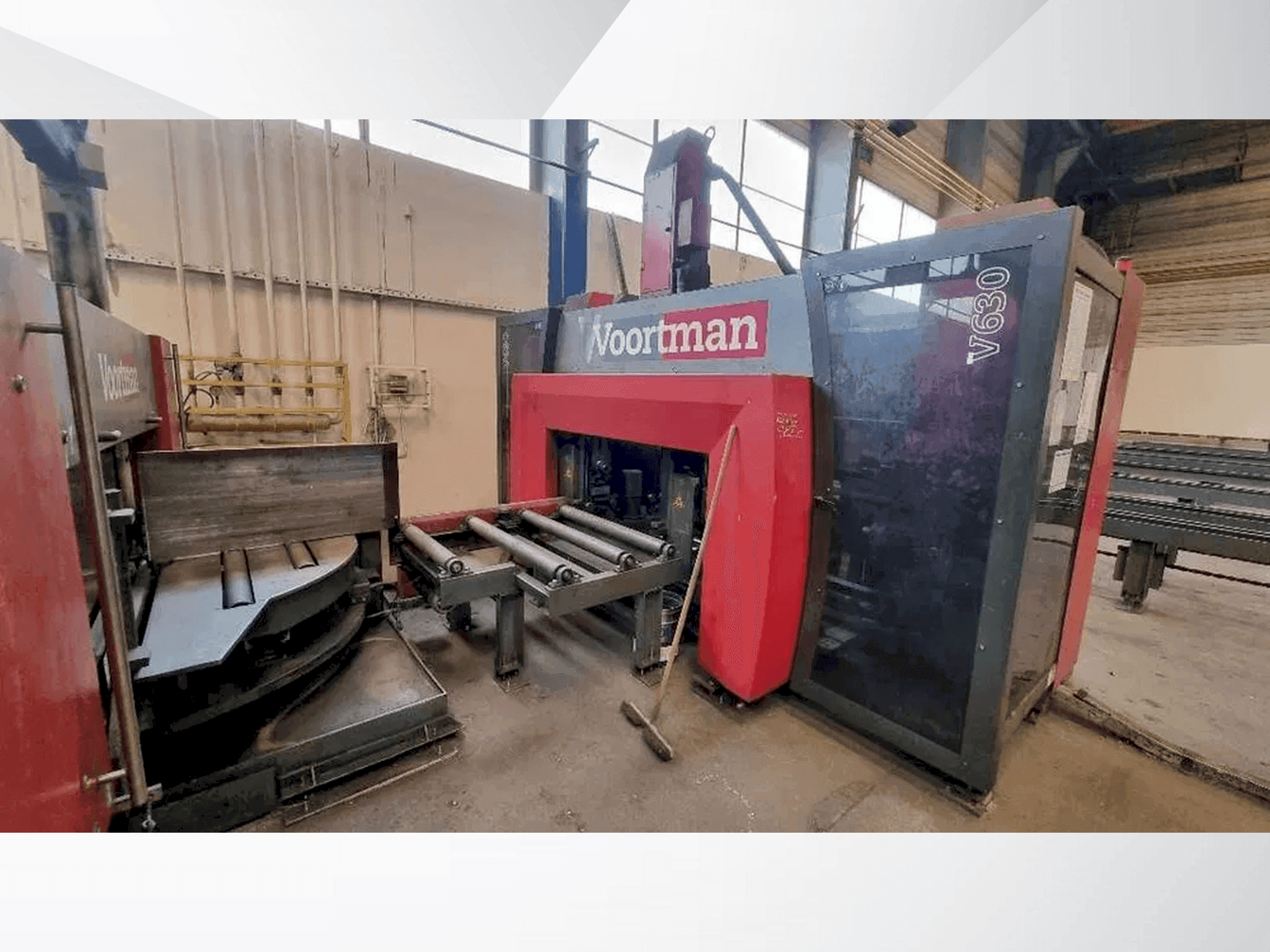 Frontansicht der VOORTMAN V630 / VB1050  Maschine