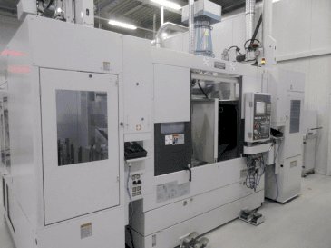 Frontansicht der Takisawa TT-2600GD  Maschine