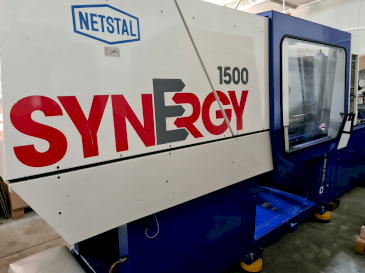 Frontansicht der Netstal SYNERGY 1500-600  Maschine