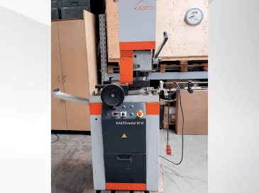 Frontansicht der KASTO Radial M10  Maschine