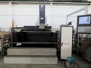 Frontansicht der MAXSEE INDUSTRY CNC P66 100A  Maschine