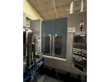 Frontansicht der CHIRON MILL FA 800  Maschine