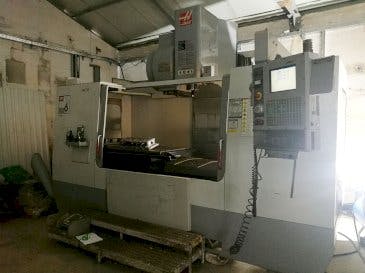 Frontansicht der HAAS VF-6B/40HE Maschine