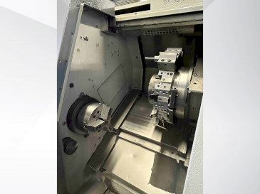 Arbeitsraum der MORI SEIKI SL-204 MC  Maschine