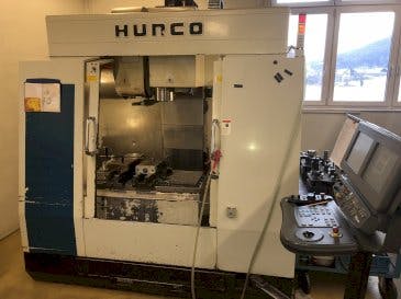 Frontansicht der Hurco BMC 30M  Maschine