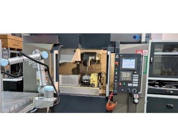 Frontansicht der Makino PS95  Maschine