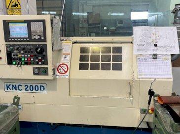 Frontansicht der Kitamura KNC 200D  Maschine