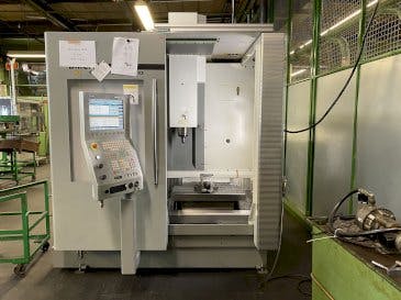 Frontansicht der DECKEL MAHO DMC 635V  Maschine